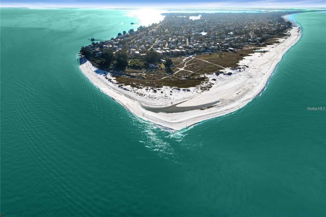 112 Maple Avenue, Anna Maria, FL 34216 Photo