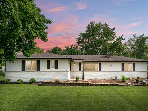 7621 Central College Road , New Albany, OH 43054