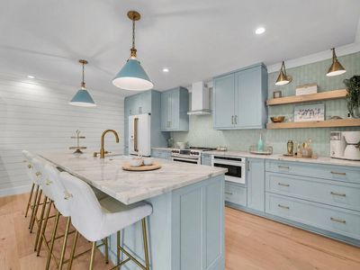 1481 Center Street Extension, Unit 204, Mount Pleasant, SC 29464