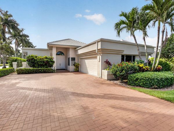 17320 Loch Lomond Way, Boca Raton, FL 33496