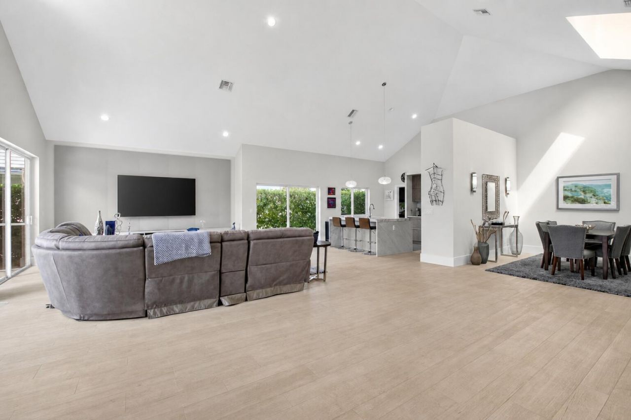 17320 Loch Lomond Way, Boca Raton, FL 33496 Photo