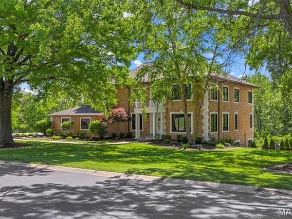54 Bogey Estates Drive, St Charles, MO 63303