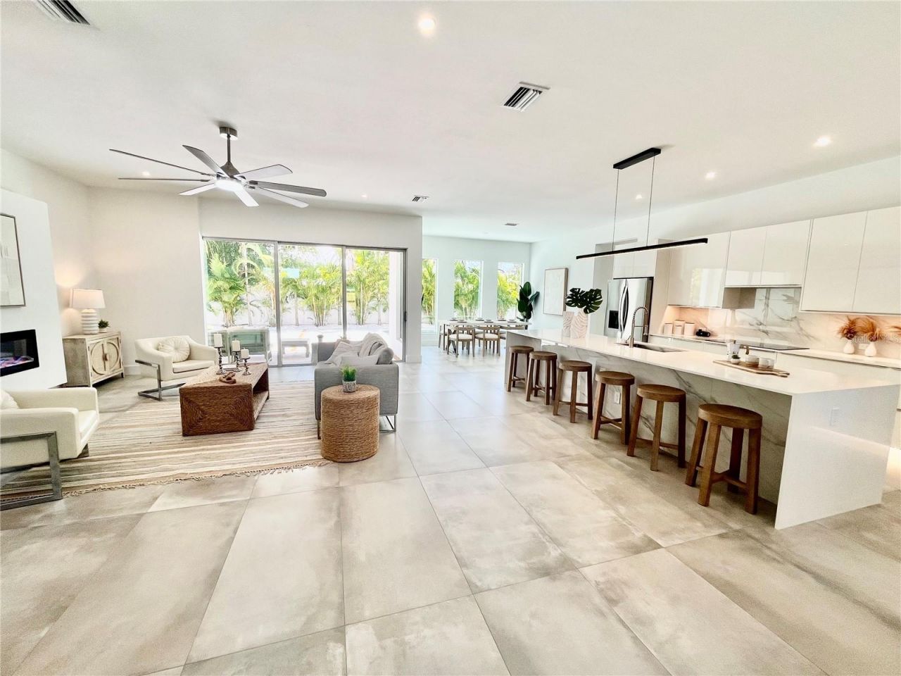 2532 Fruit Tree Drive, Sarasota, FL 34239 Photo