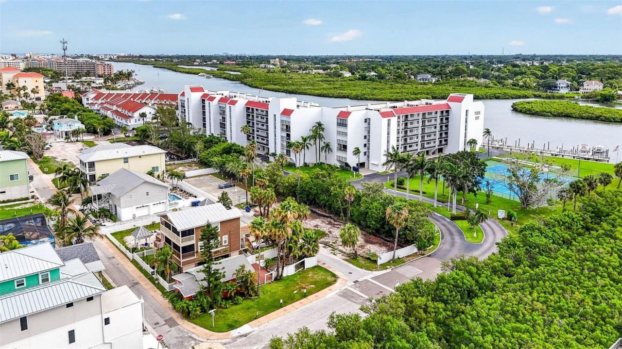 19109 2nd Street, Unit C, Indian Shores, FL 33785 Photo