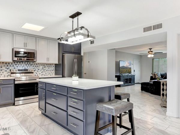 1524 E Broadmor Drive, Tempe, AZ 85282