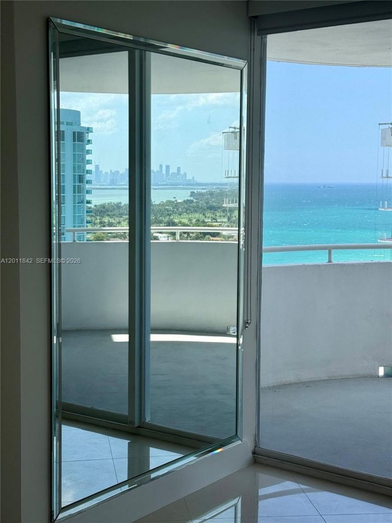 6301 Collins Ave , Unit 2203, Miami Beach, FL 33141 Photo