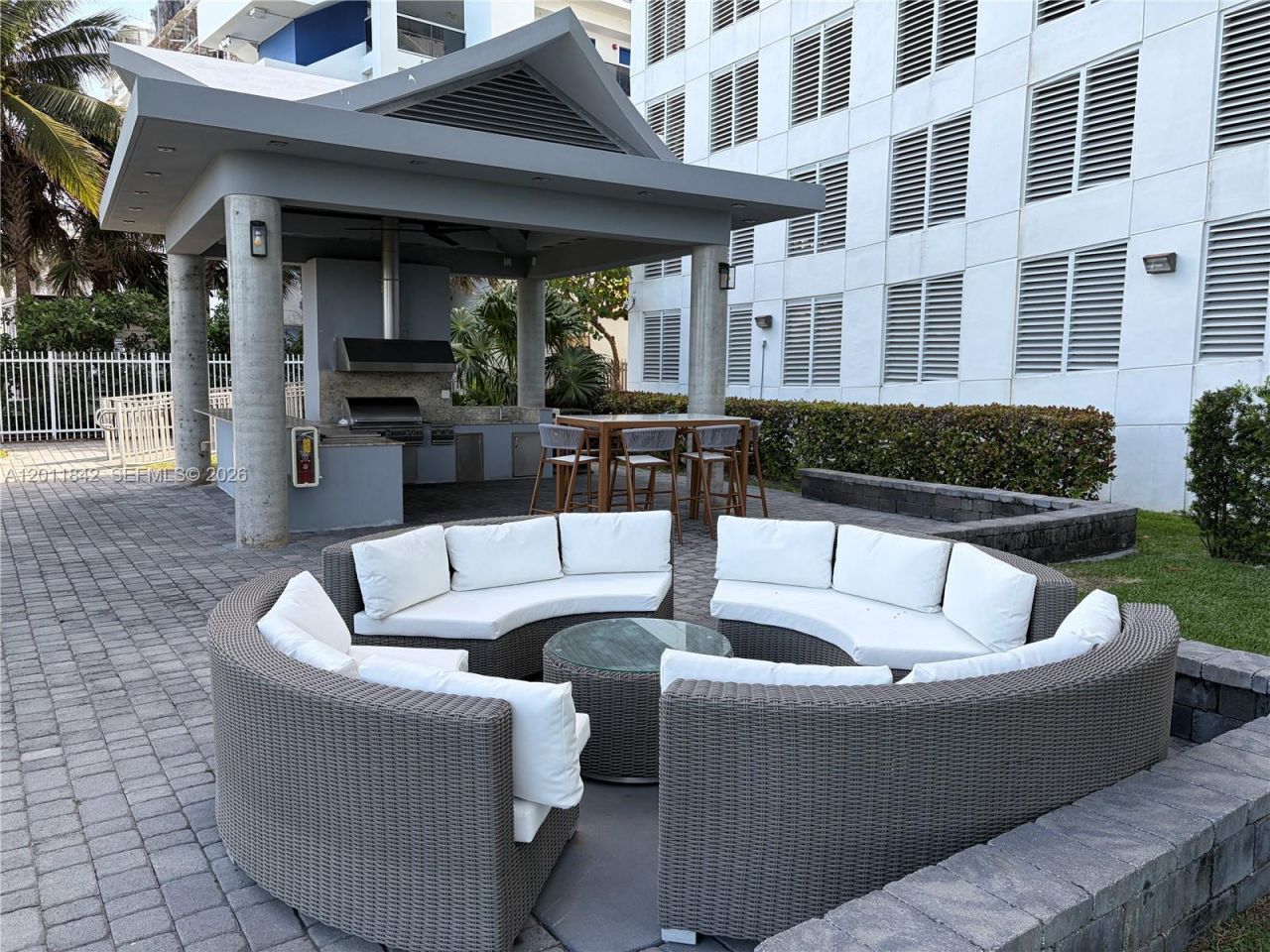 6301 Collins Ave , Unit 2203, Miami Beach, FL 33141 Photo