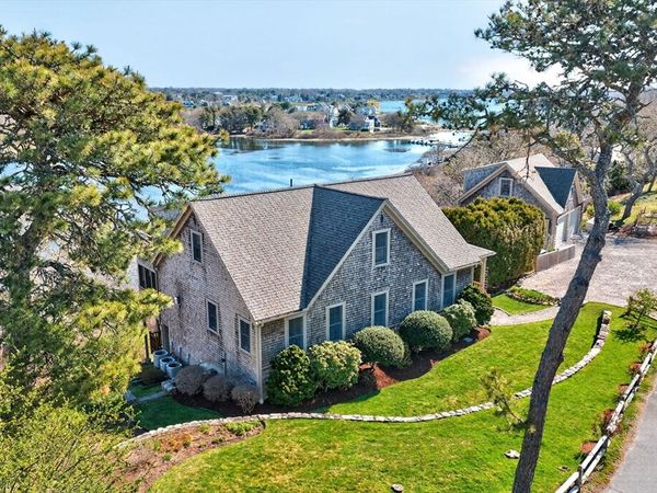 7 Squanto Dr, Chatham, MA 02633
