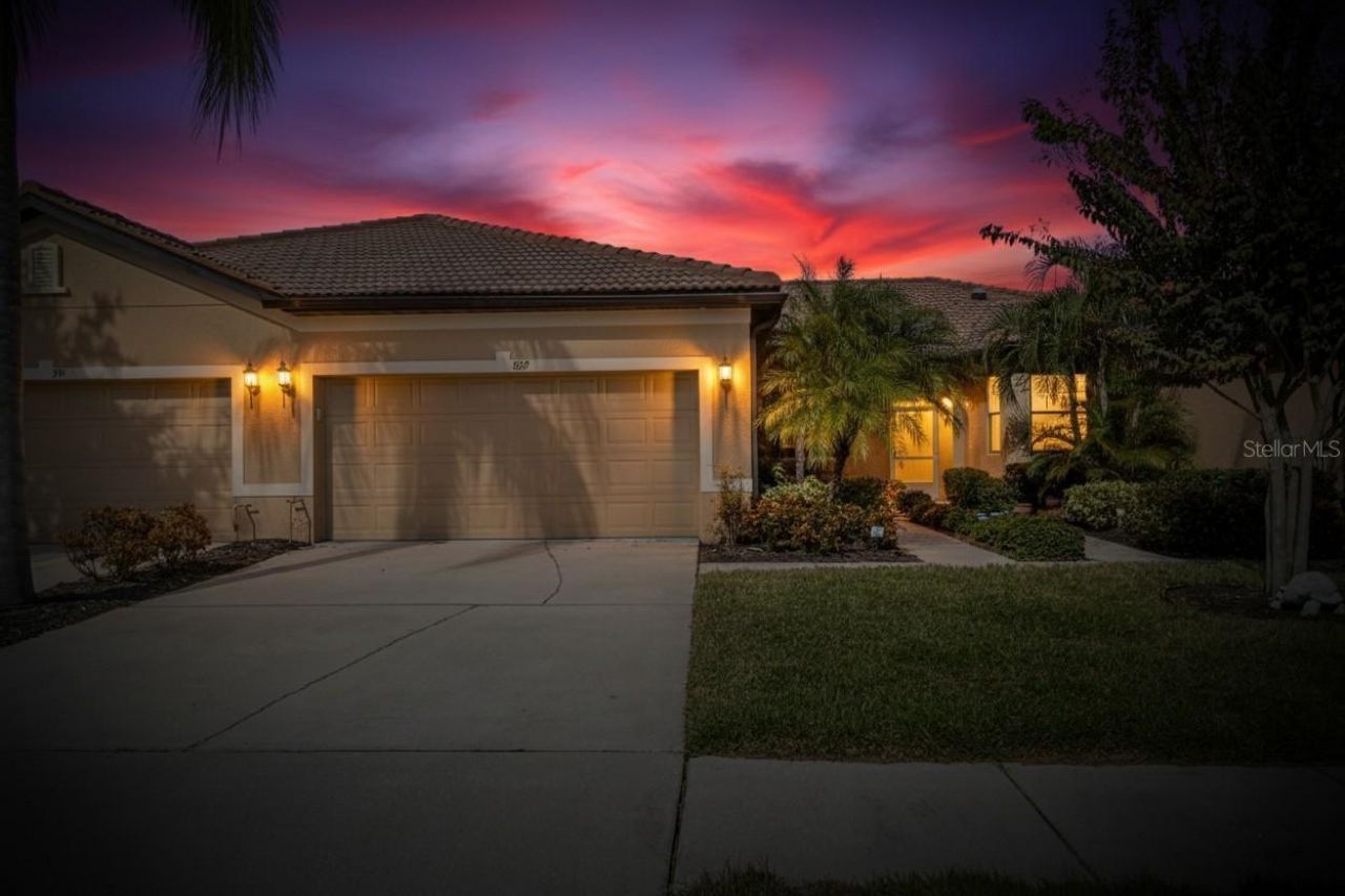 329 Seneca Falls Drive, Apollo Beach, FL 33572 Photo