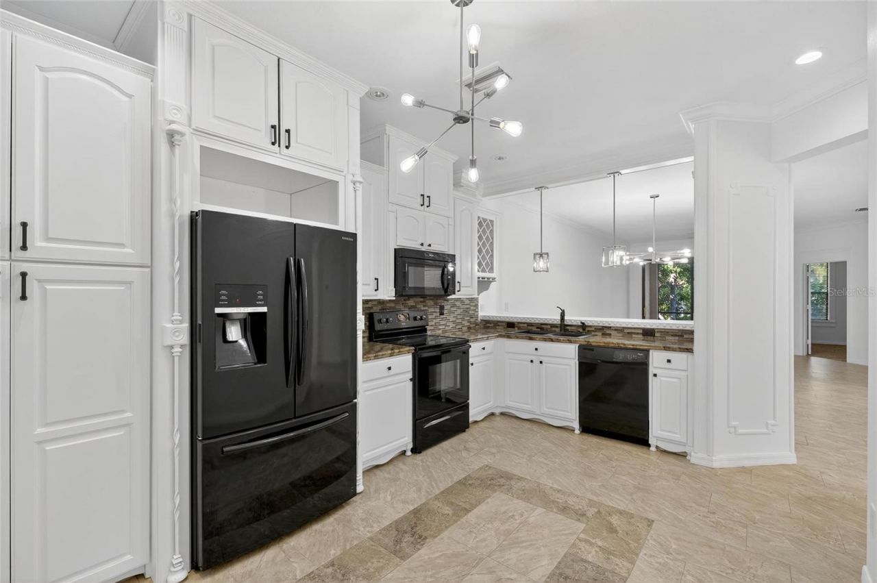 329 Seneca Falls Drive, Apollo Beach, FL 33572 Photo