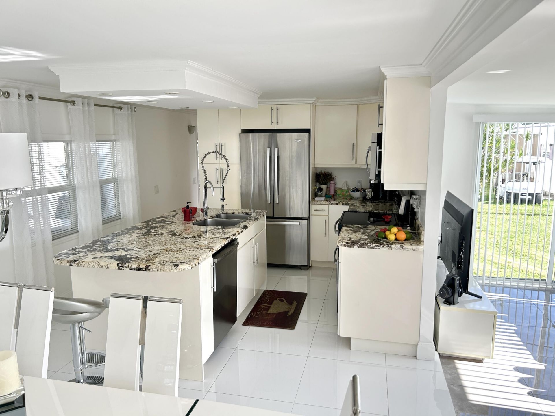 3233 State Street, Hollywood, FL 33021 Photo