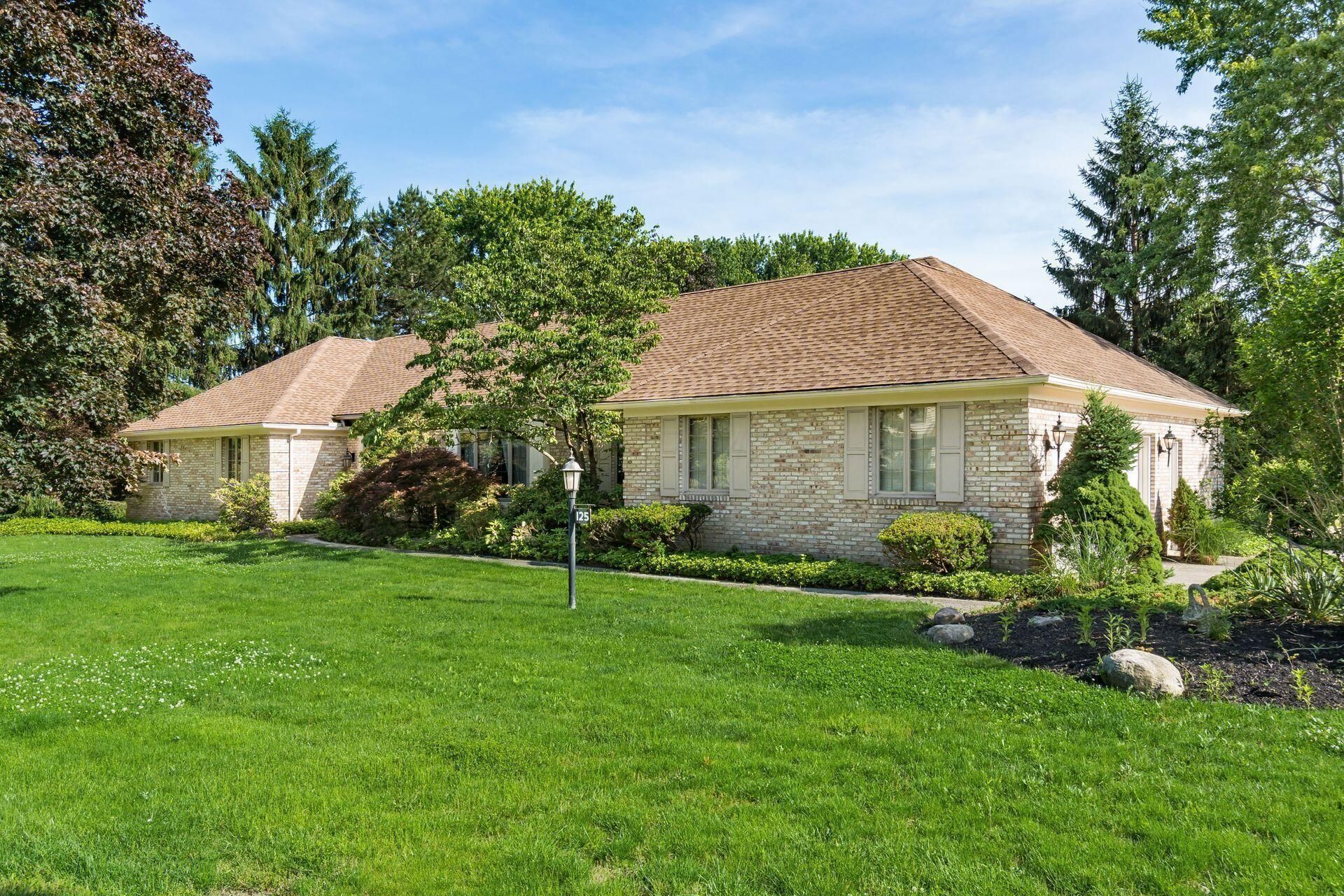 125 W Campus View Boulevard, Columbus, OH 43235 Main Photo