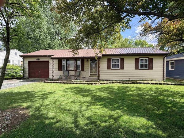 722 E North H Street, Gas City, IN 46933