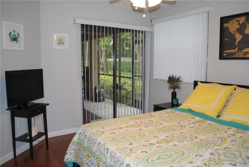 9867 NW 1st Court, Plantation, FL 33324 Photo