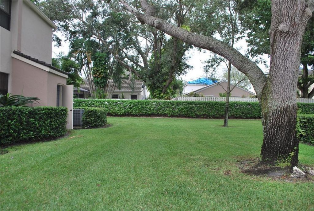 9867 NW 1st Court, Plantation, FL 33324 Photo