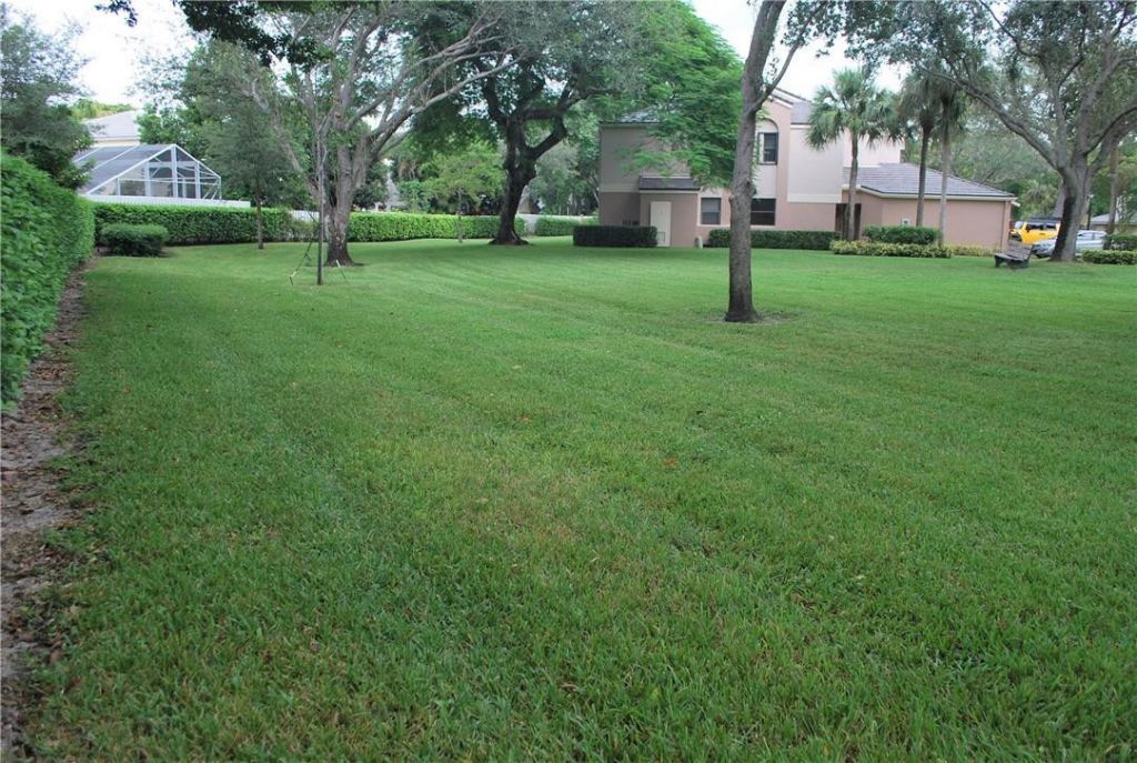 9867 NW 1st Court, Plantation, FL 33324 Photo