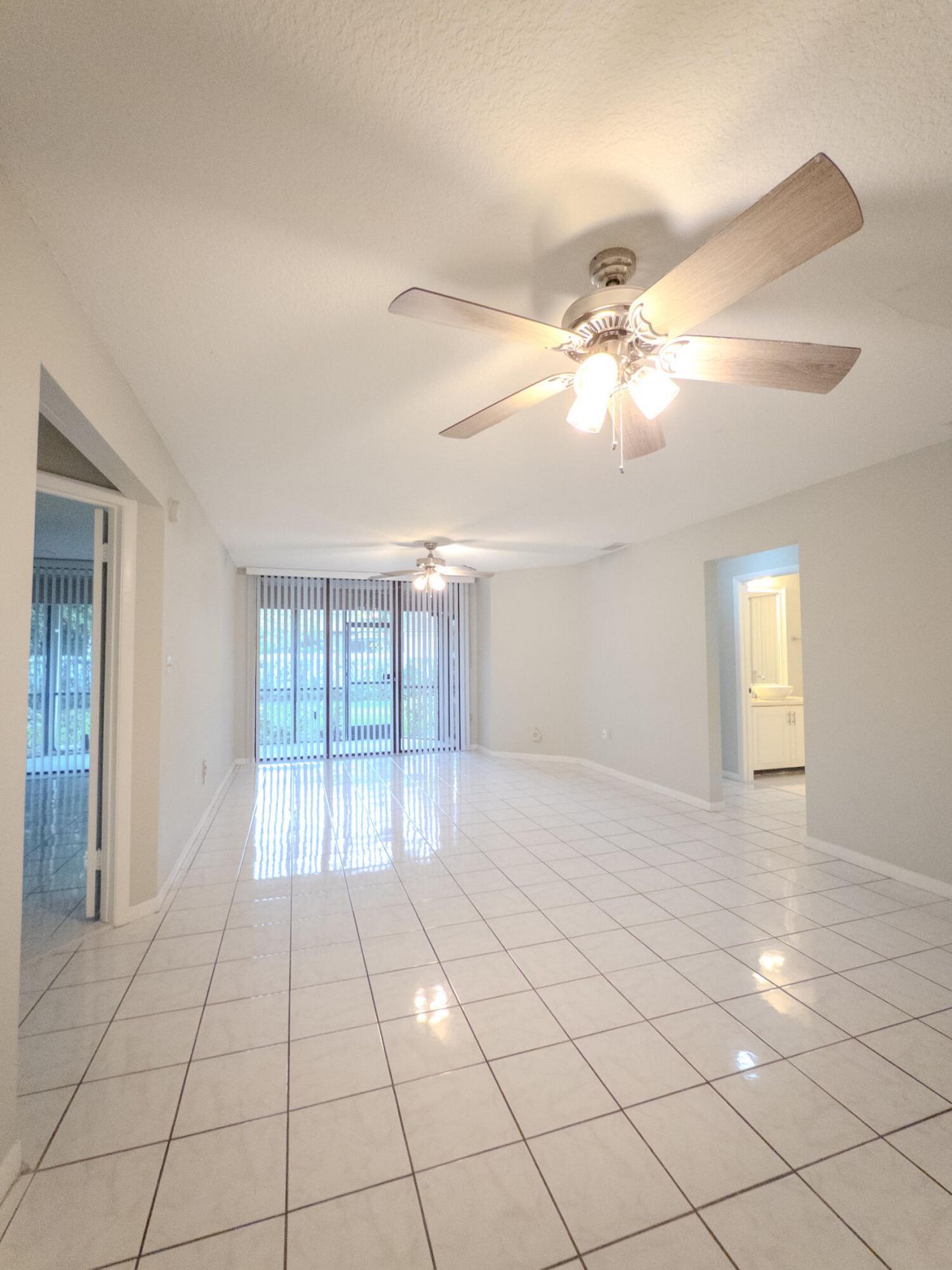 9867 NW 1st Court, Plantation, FL 33324 Photo