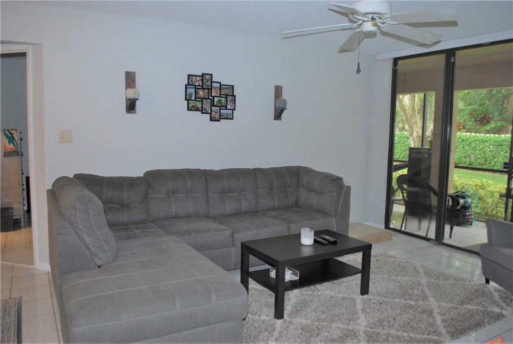 9867 NW 1st Court, Plantation, FL 33324 Photo