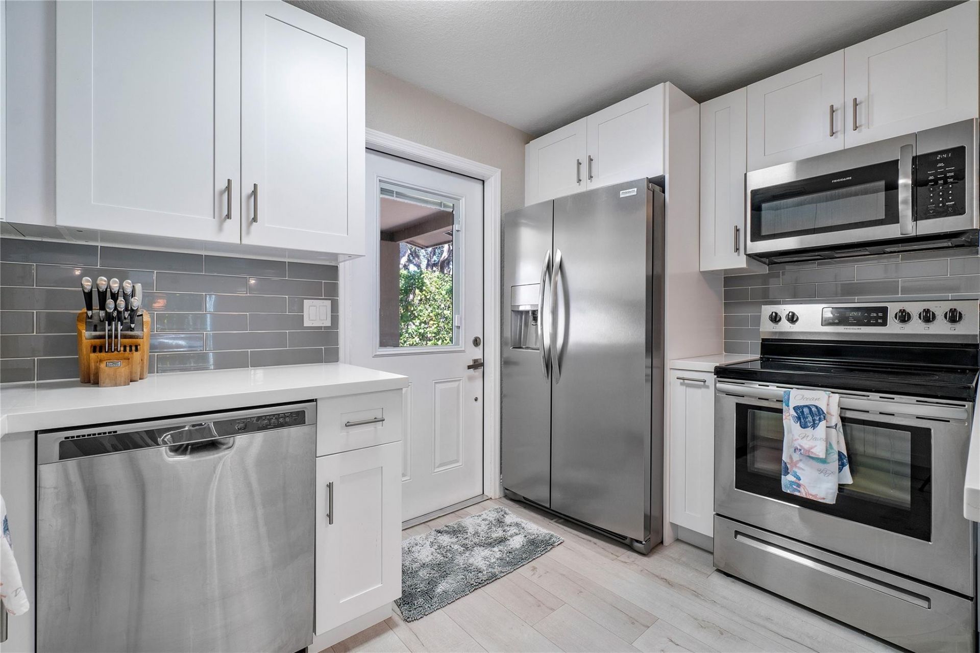 1634 NE 3rd Avenue, Delray Beach, FL 33444 Photo