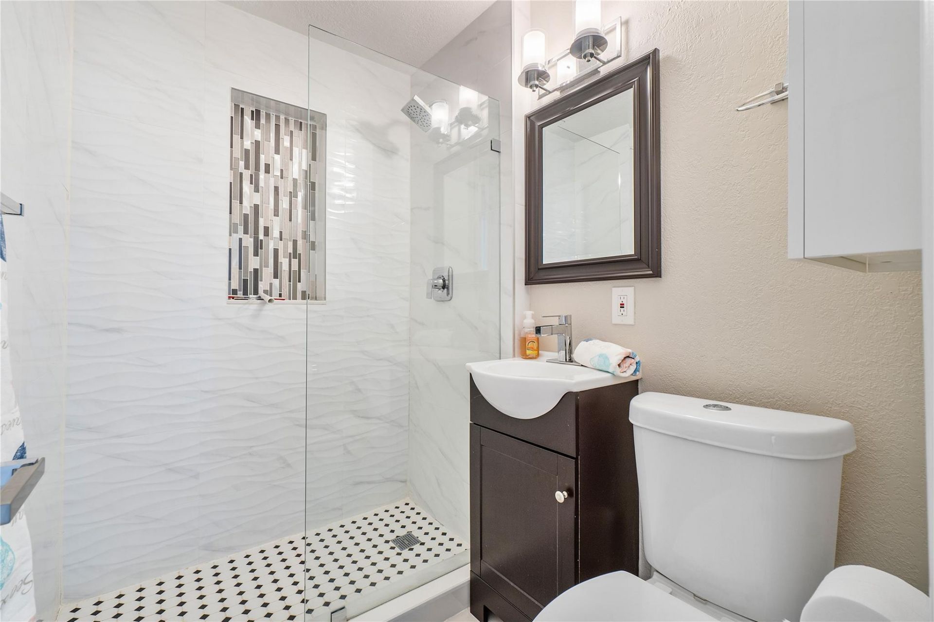 1634 NE 3rd Avenue, Delray Beach, FL 33444 Photo