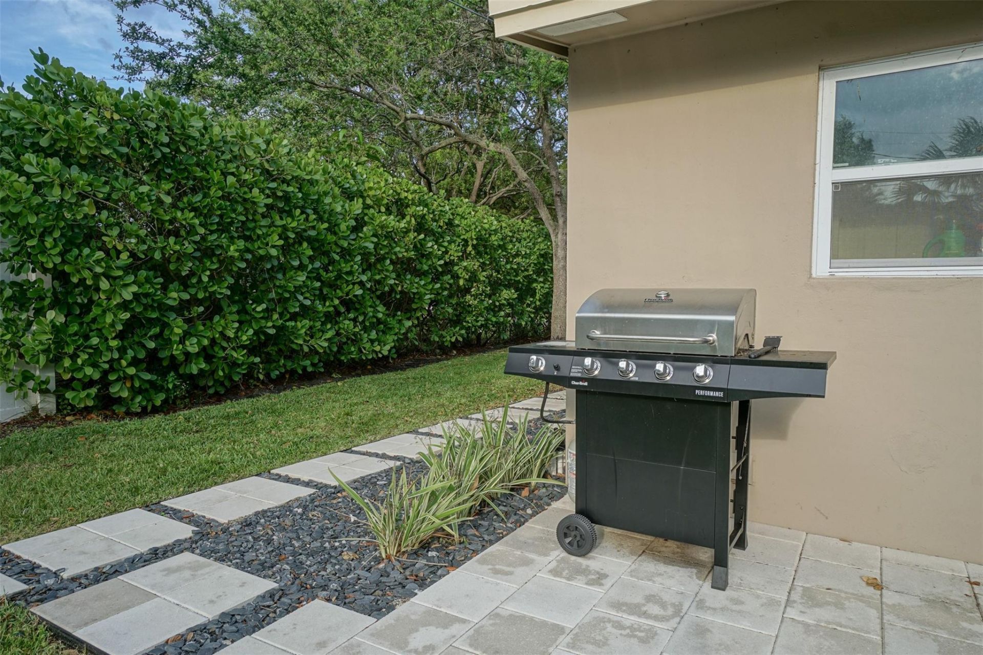 1634 NE 3rd Avenue, Delray Beach, FL 33444 Photo
