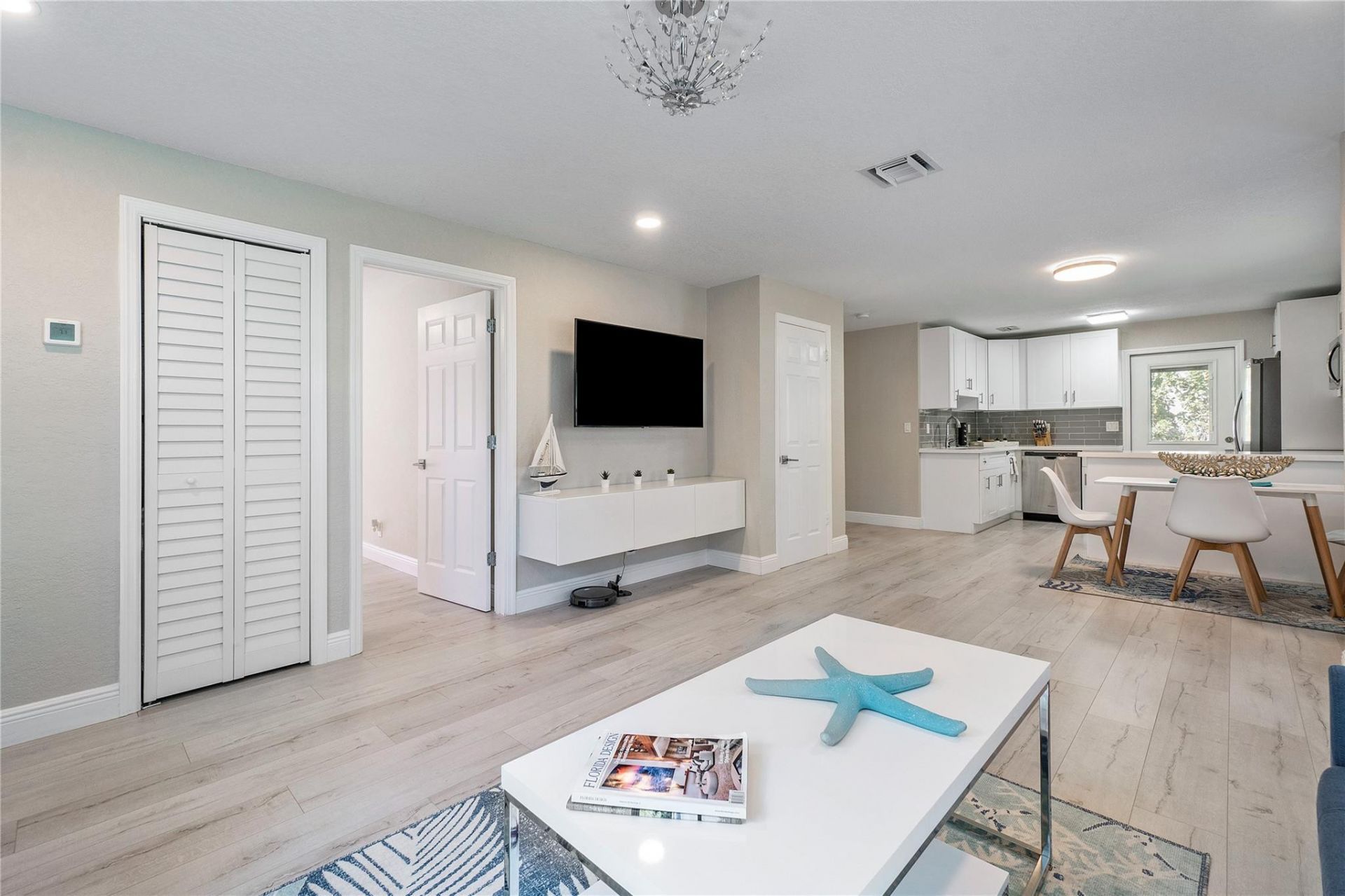 1634 NE 3rd Avenue, Delray Beach, FL 33444 Photo