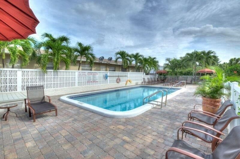 221 SE 9th Avenue, Unit 101, Pompano Beach, FL 33060 Photo