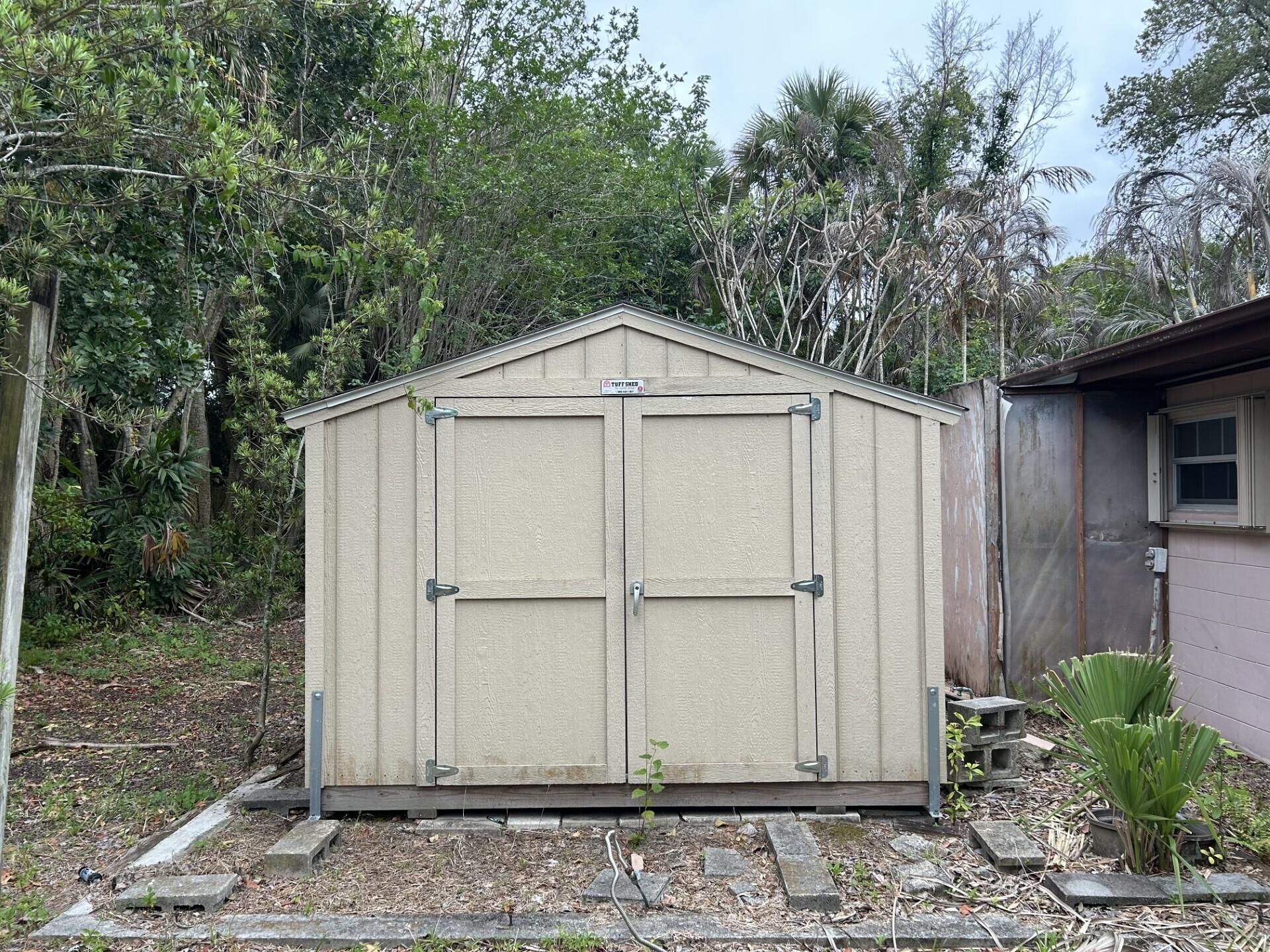 1105 Kentucky Avenue, Fort Pierce, FL 34950 Photo