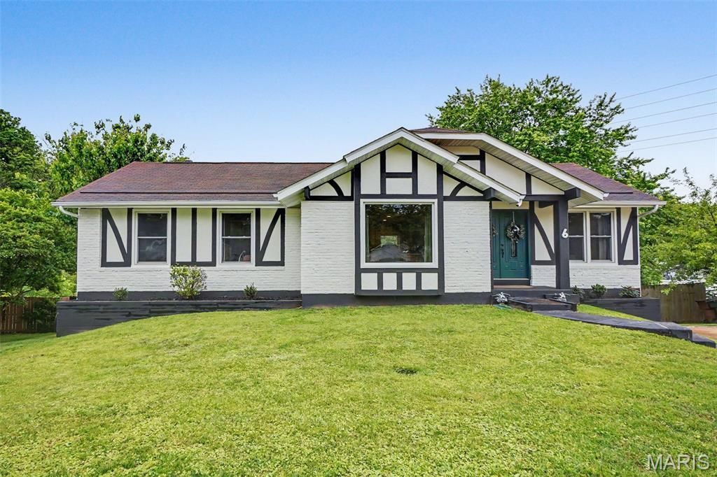 6 Cherrywood Court, Saint Peters, MO 63376 Main Photo