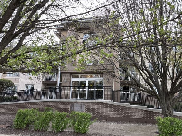 10700 S Washington Street, Unit 301, Oak Lawn, IL 60453