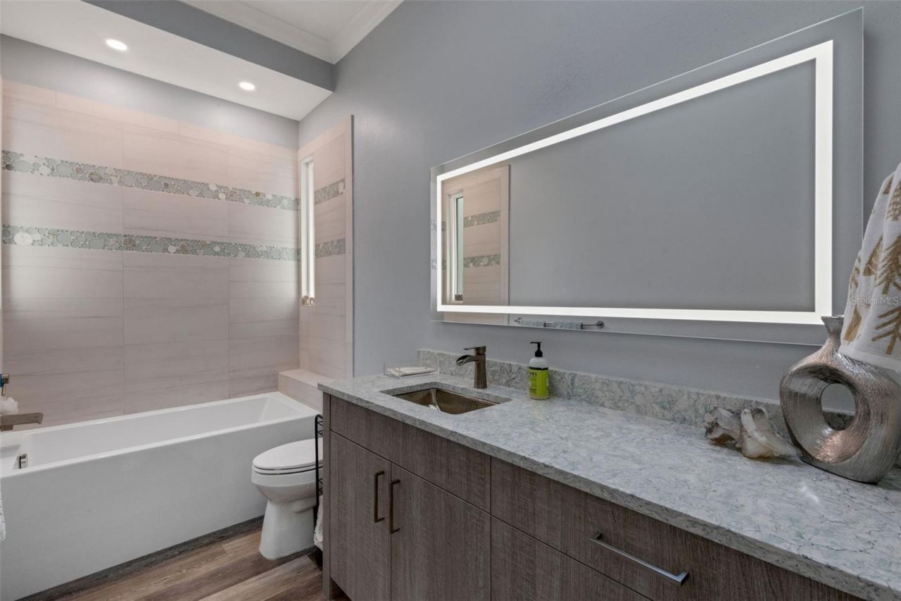 7732 Donald Ross Road W, Sarasota, FL 34240 Photo