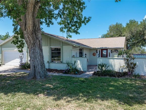 174 SPRING LAKE BOULEVARD NW, PORT CHARLOTTE, FL 33952