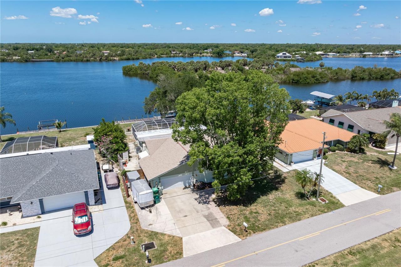 174 Spring Lake Boulevard Nw, Port Charlotte, FL 33952 Photo