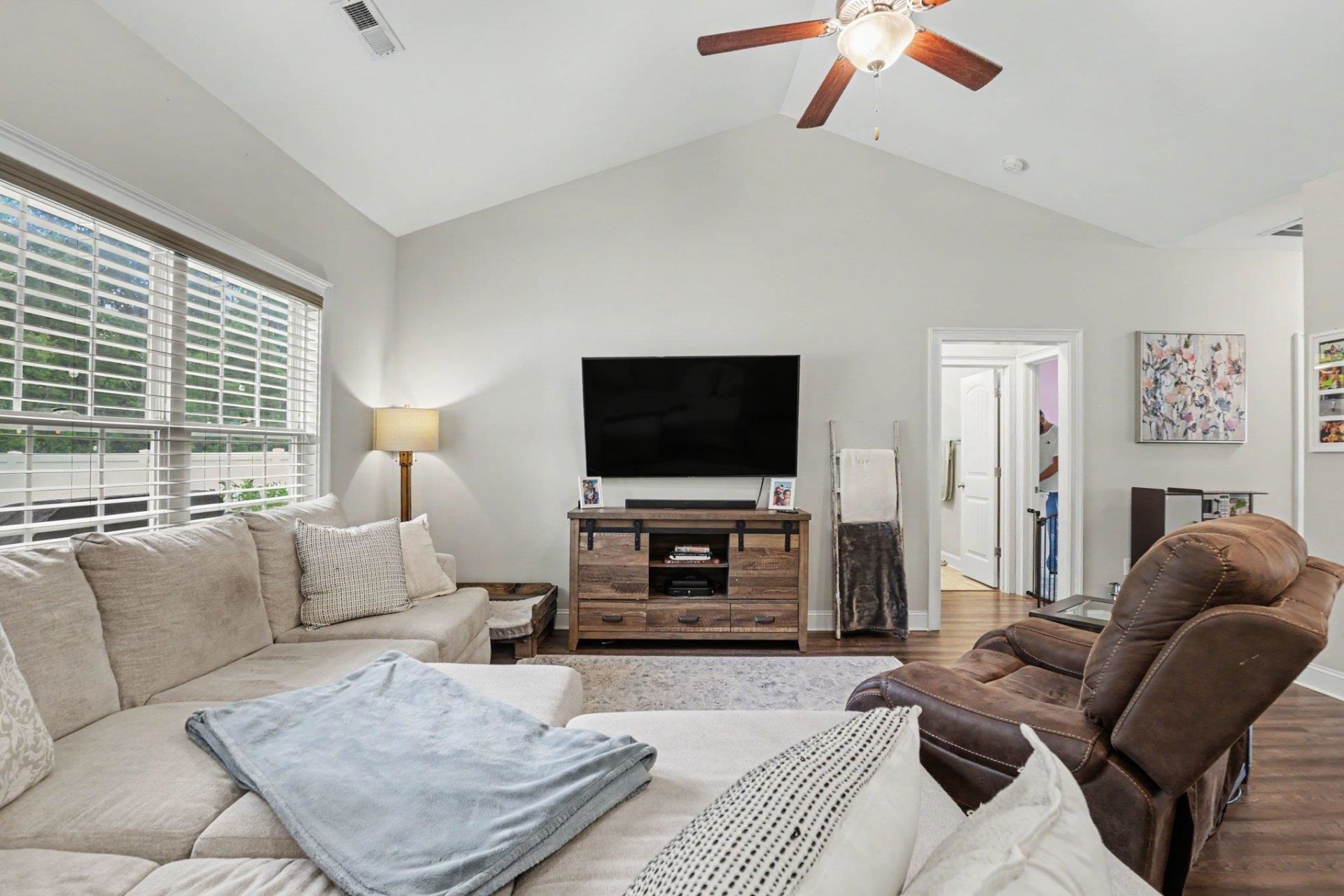 5207 Huston Rd. Photo 12