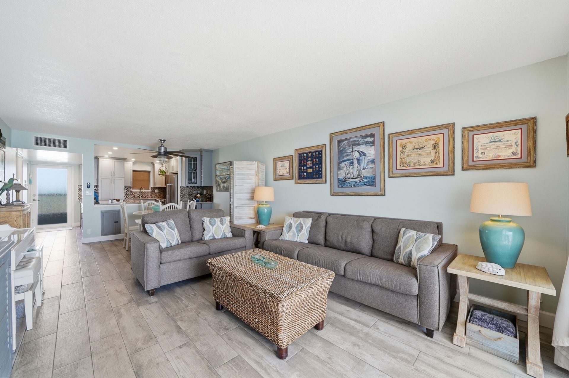 400 N Surf Road, Unit 704, Hollywood, FL 33019 Photo
