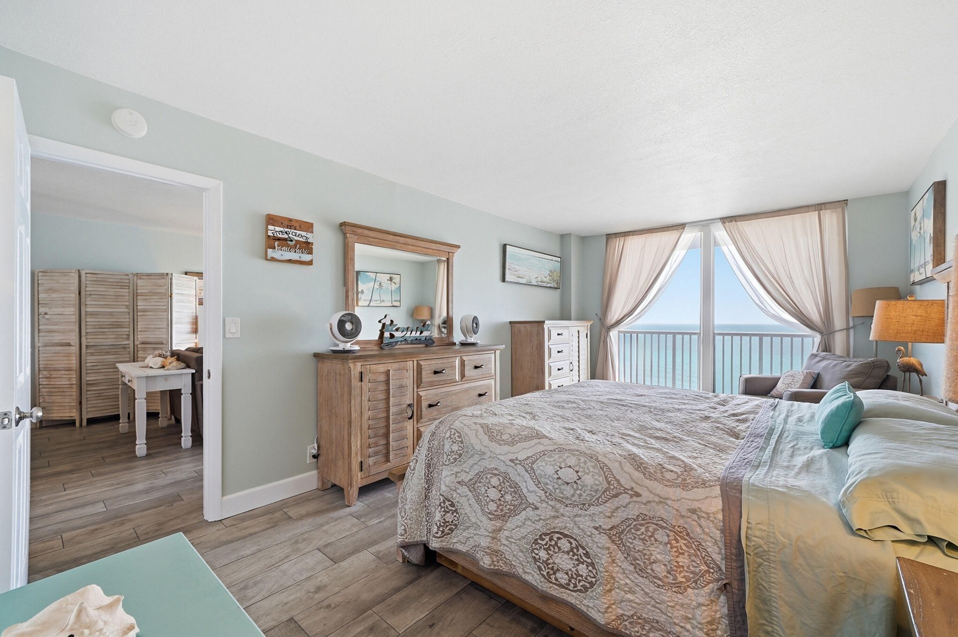 400 N Surf Road, Unit 704, Hollywood, FL 33019 Photo