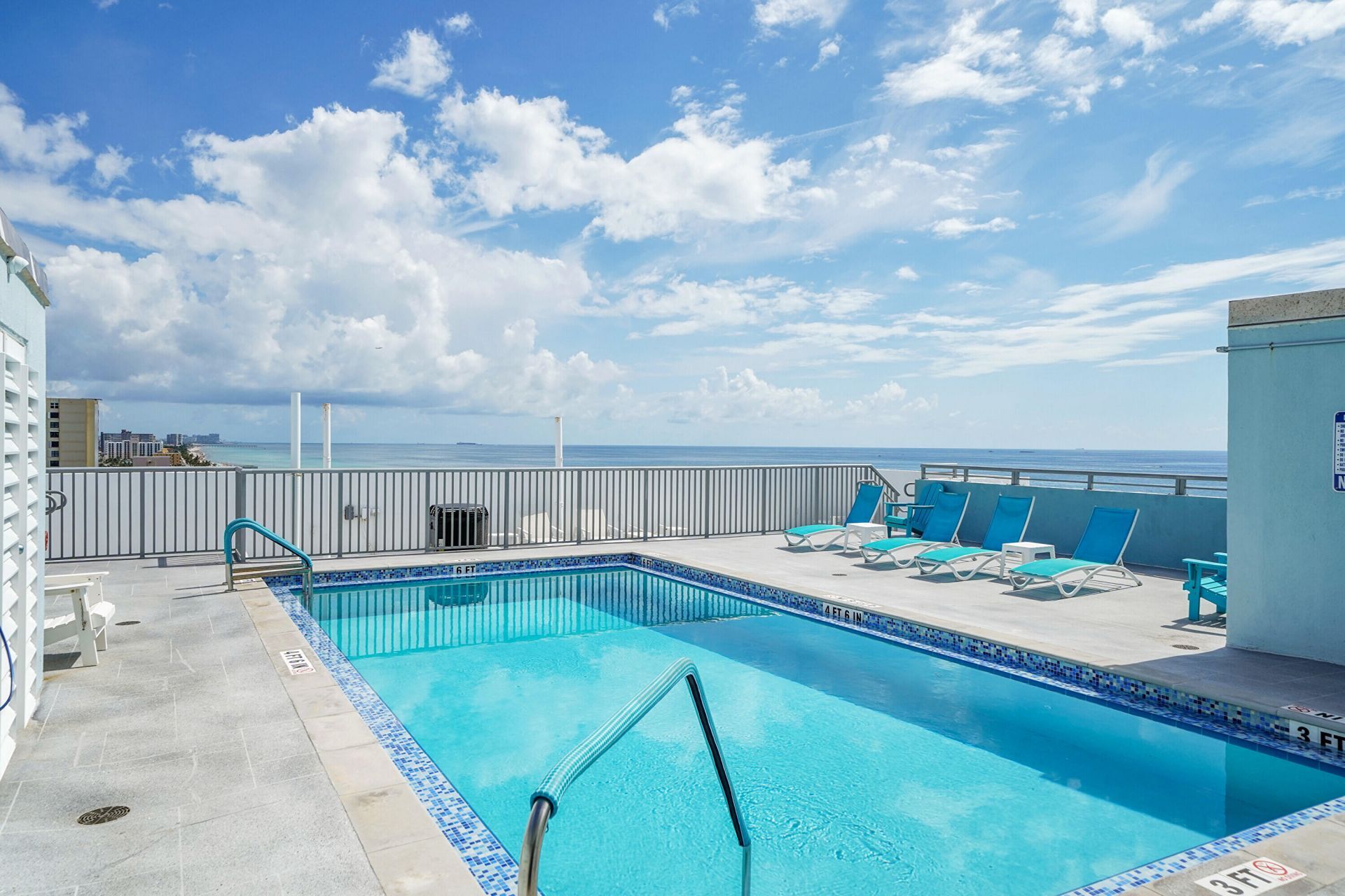 400 N Surf Road, Unit 704, Hollywood, FL 33019 Photo