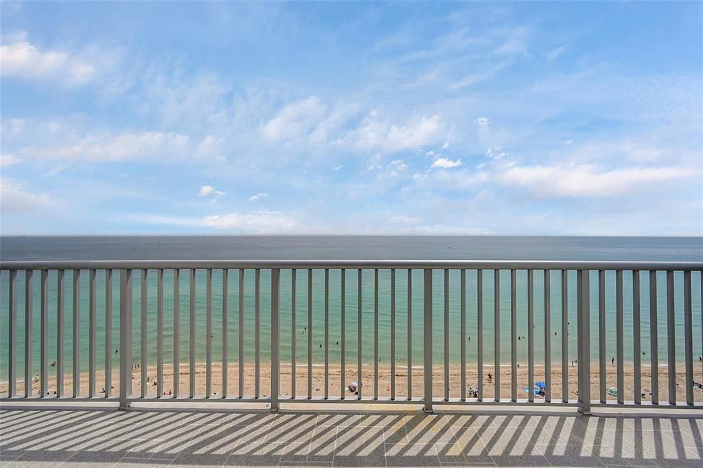 400 N Surf Road, Unit 704, Hollywood, FL 33019 Photo