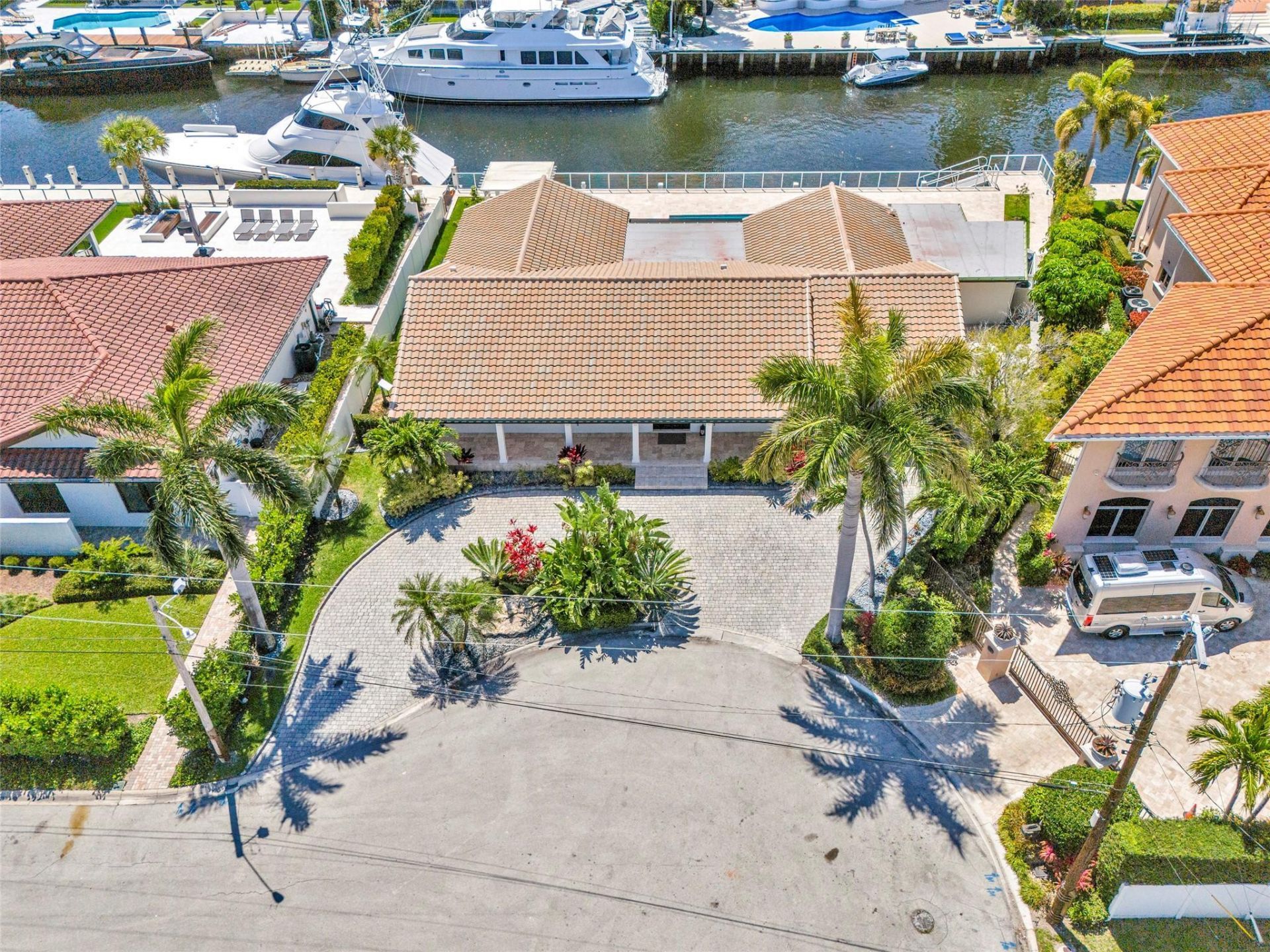 633 4th Key Drive, Fort Lauderdale, FL 33304 Photo