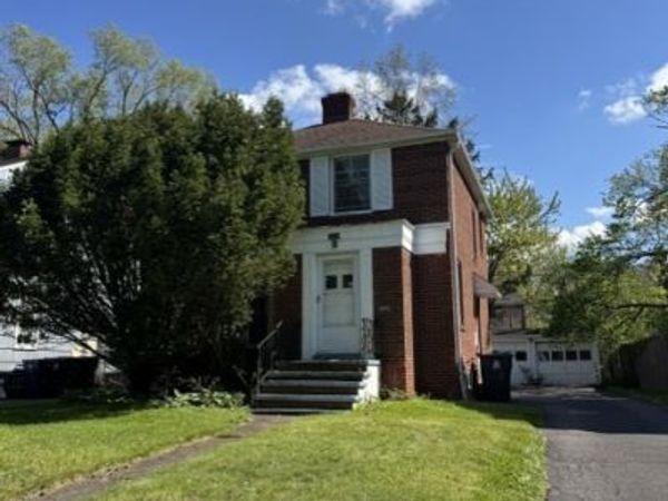 3830 Berkeley Road , Cleveland Heights, OH 44118