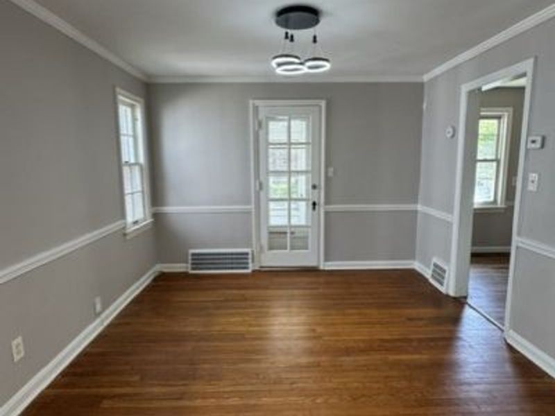 3830 Berkeley Road, Cleveland Heights, OH 44118 Photo 4