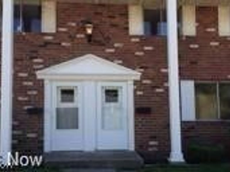 653 S Shore Court, Vermilion, OH 44089 Photo 1