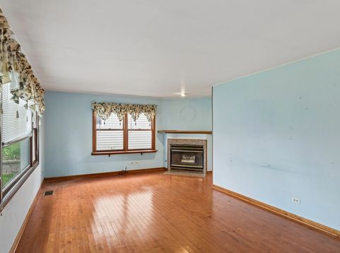 Main Photo
