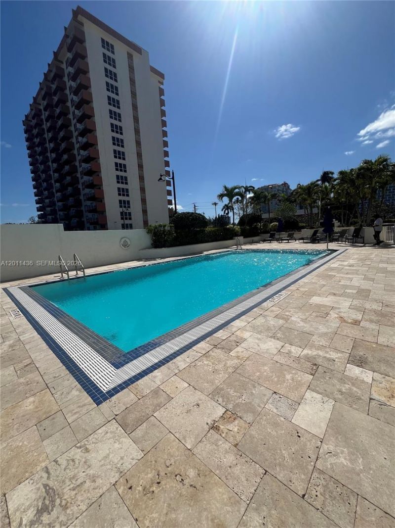 3000 E Sunrise Blvd, Unit 3G, Fort Lauderdale, FL 33304 Photo