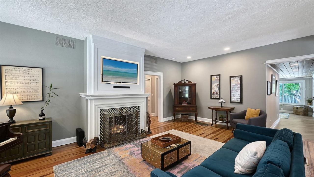 204 24th Street W, Bradenton, FL 34205 Photo