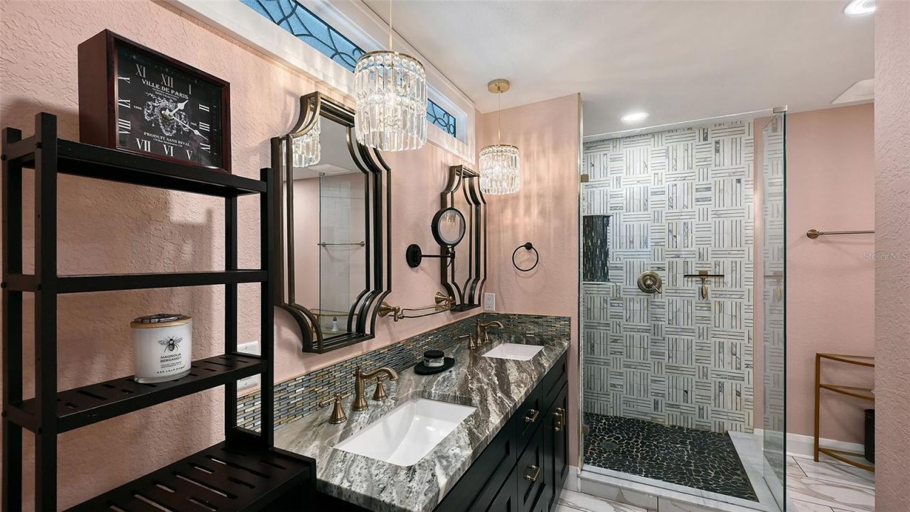 204 24th Street W, Bradenton, FL 34205 Photo