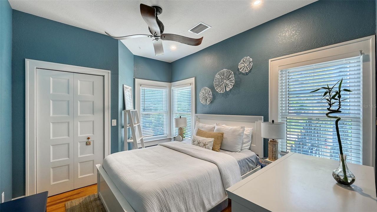 204 24th Street W, Bradenton, FL 34205 Photo