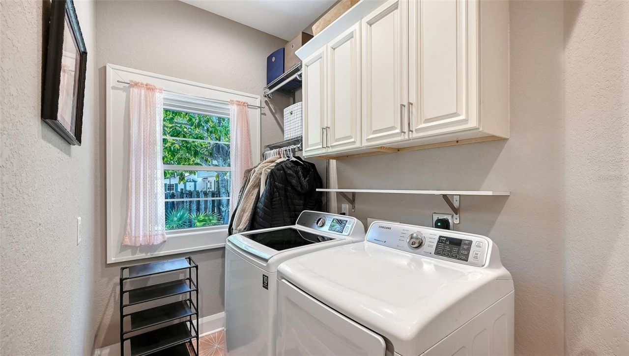 204 24th Street W, Bradenton, FL 34205 Photo