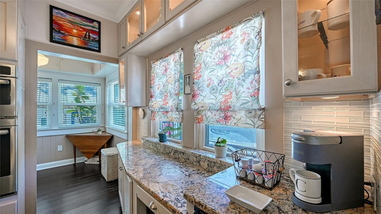 204 24th Street W, Bradenton, FL 34205 Photo