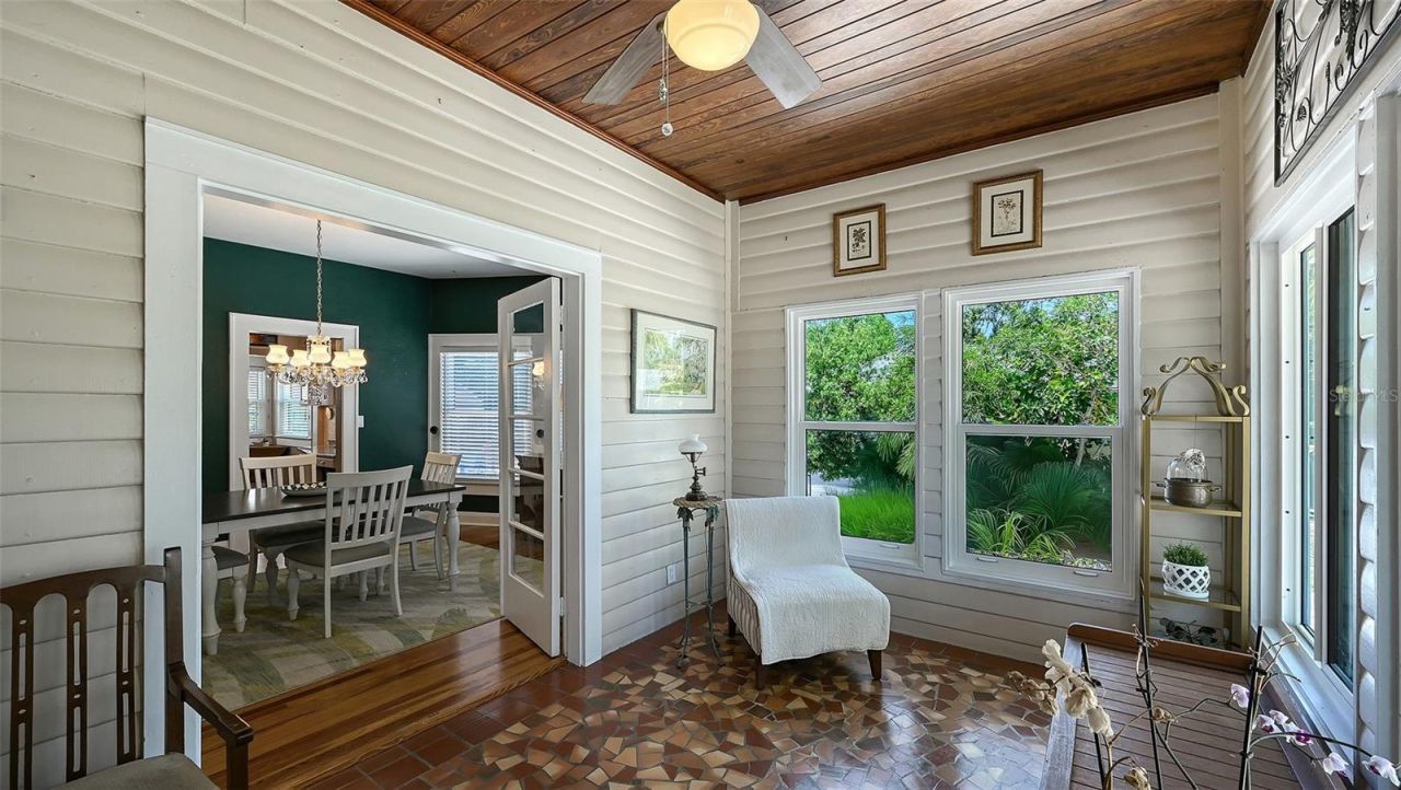 204 24th Street W, Bradenton, FL 34205 Photo